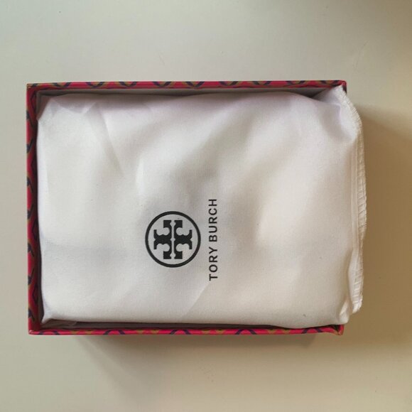 NEW Tory Burch Ivory Leather Gold Chain "Eleanor" Crossbody Bag AUTHENTICATED - Picture 5 of 10